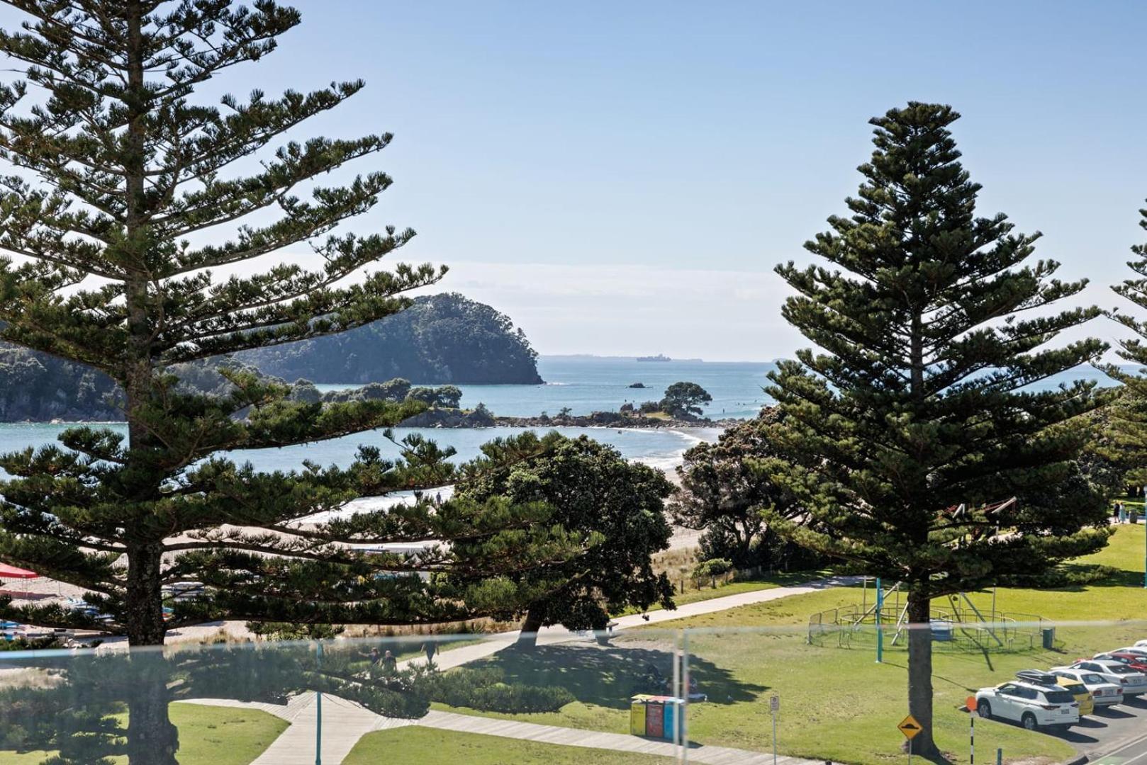 Oceanside Bliss - Absolute Beachfront - Uninterrupted Ocean Views With Pool Mount Maunganui Εξωτερικό φωτογραφία