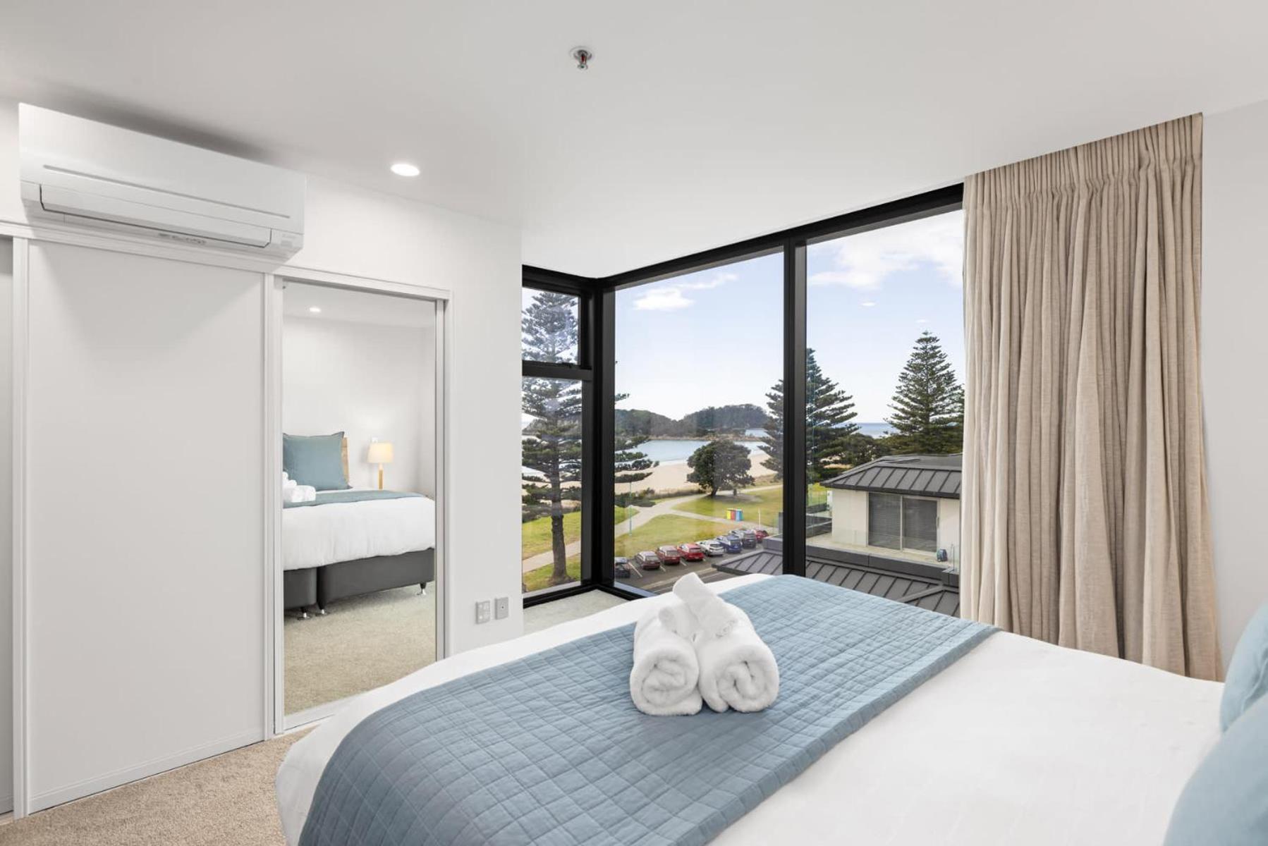 Oceanside Bliss - Absolute Beachfront - Uninterrupted Ocean Views With Pool Mount Maunganui Εξωτερικό φωτογραφία